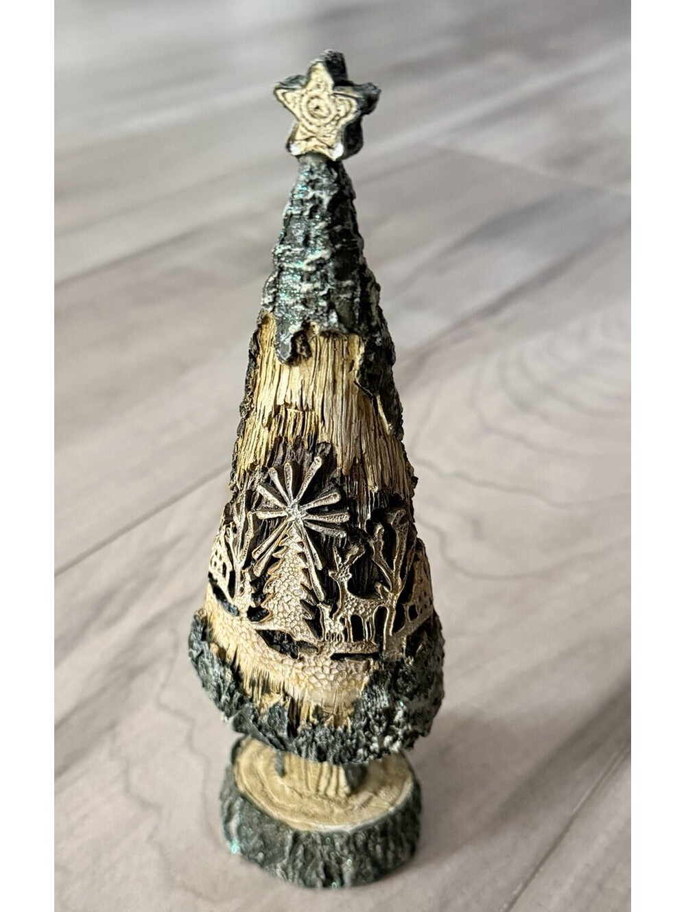 RESIN CHRISTMAS TREE 8” STAR ON TOP Carved Wood Look Holidays